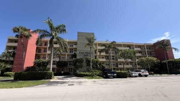 Casa Verano, 2400 NE 10th St #106, Pompano Beach, Florida 33062, image 3