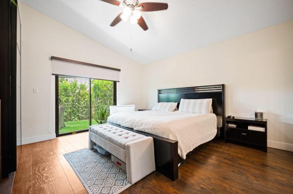 Waterford Patio Homes, 15121 S Waterford Dr, Davie, Florida 33331, image 3