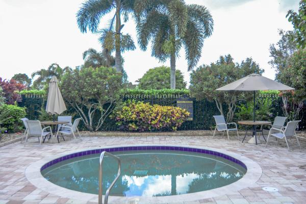 Manderly Bay Estates, 4676 Manderly Dr, Wellington, Florida 33449, image 3
