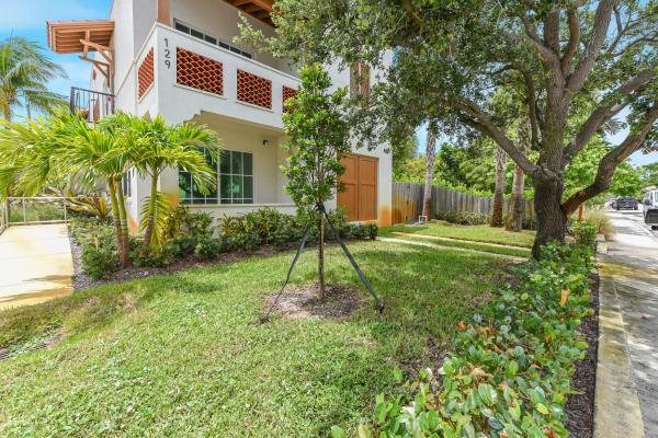 Lake Worth Town, 129 S K St, Lake Worth Beach, Florida 33460, image 1