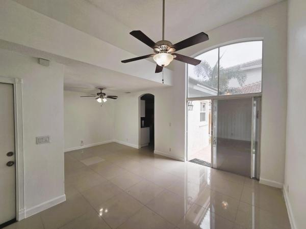Coco Palms, 533 NW 47th Ave, Coconut Creek, Florida 33063, image 3