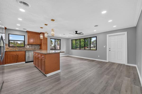 Northmoor Gardens, 24 NW Avenue I, Belle Glade, Florida 33430, image 3