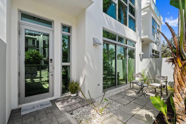 Ocean Pearl, 705 Briny Ave, Pompano Beach, Florida 33062, image 2
