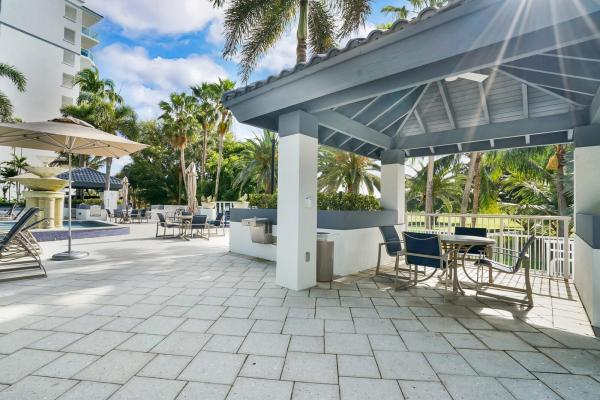 Townsend Place, 500 SE Mizner Blvd #A902, Boca Raton, Florida 33432, image 2