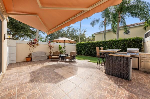 Catalina Lakes, 477 Capistrano Dr, Palm Beach Gardens, Florida 33410, image 2