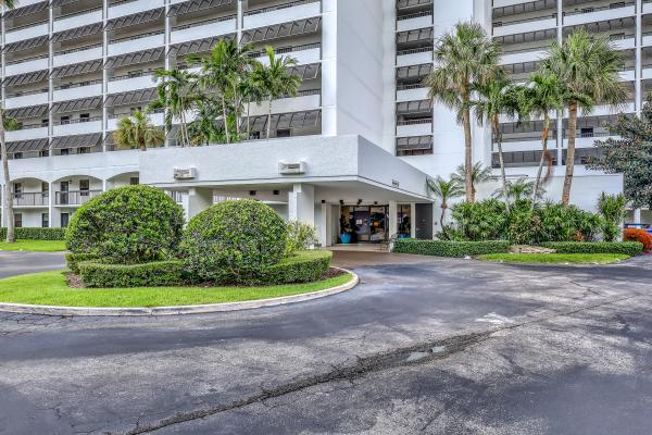 Governor's Pointe, 356 Golfview Rd #403, North Palm Beach, Florida 33408, image 1