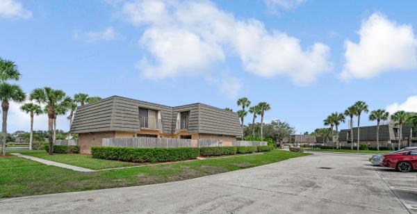 Village Of Sandalwood Lakes, 2439 24th Way, West Palm Beach, Florida 33407, image 1