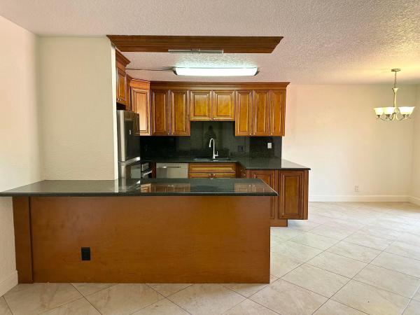 Lakewood Of Palm Springs, 416 Arabian Rd, Palm Springs, Florida 33461, image 2