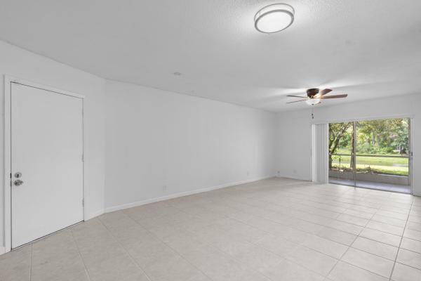 10693 N Military Trl #7, Palm Beach Gardens, Florida 33410, image 3