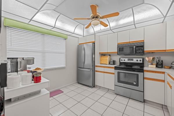 Aruba Village, 3301 Aruba Way #D3, Coconut Creek, Florida 33066, image 2