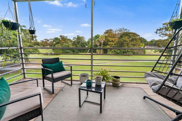 Palm-Aire Country Club 6, 3930 Oaks Clubhouse Dr #304, Pompano Beach, Florida 33069, image 1