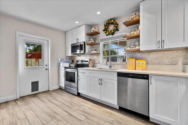 Northwood Hills, 953 39th Ct, West Palm Beach, Florida 33407, image 1