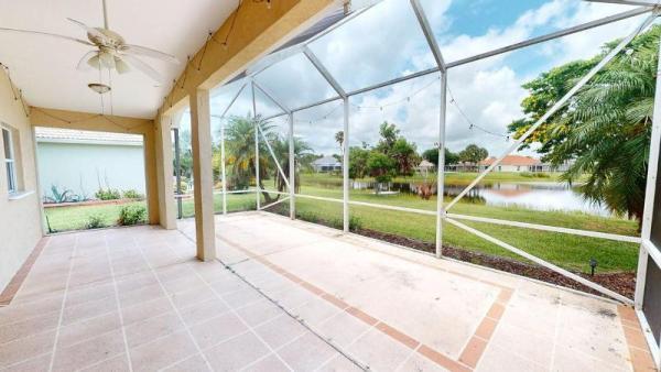 Lake Charles, 895 SW Lake Charles Cir, Port St. Lucie, Florida 34986, image 2