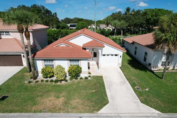 Hidden Lake, 10651 Buttonwood Lake Dr, Boca Raton, Florida 33498, image 3