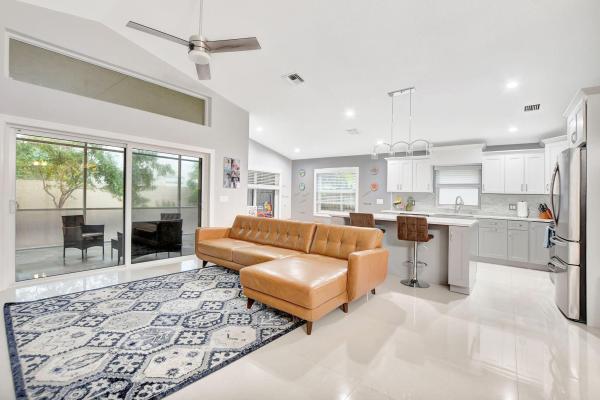 Crescent Lakes, 22687 Royal Crown Ter E, Boca Raton, Florida 33433, image 2