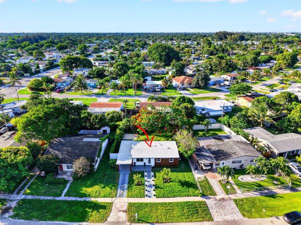 3947 Pensacola Dr, Lake Worth, Florida 33462, image 2