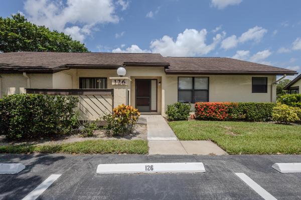 Strathmore Gate, 126 Manchineel Ct, Royal Palm Beach, Florida 33411, image 2