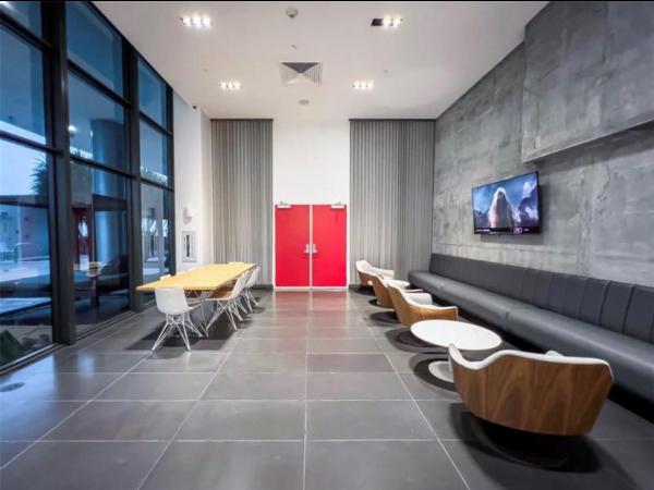 Canvas, 1600 NE 1st Ave #3704, Miami, Florida 33132, image 2
