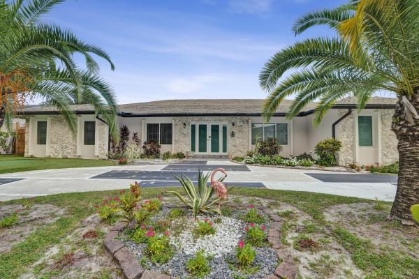 Golden Isles, 343 Layne Blvd, Hallandale Beach, Florida 33009, image 2