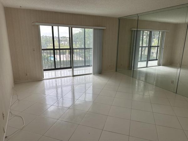 Huntington Lakes 3, 7286 Huntington Ln #303, Delray Beach, Florida 33446, image 3
