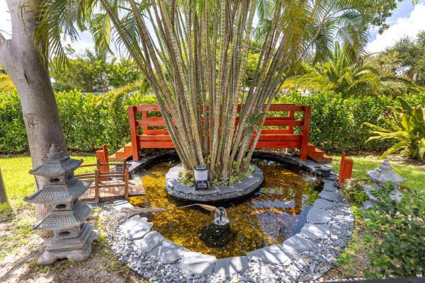 Spanish Village, 290 NW 6th St, Boca Raton, Florida 33432, image 2