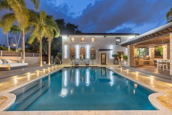 Spanish Village, 290 NW 6th St, Boca Raton, Florida 33432, image 3