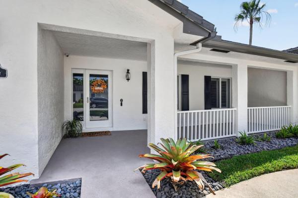 Carriage Hill, 631 SW 17th St, Boca Raton, Florida 33486, image 3
