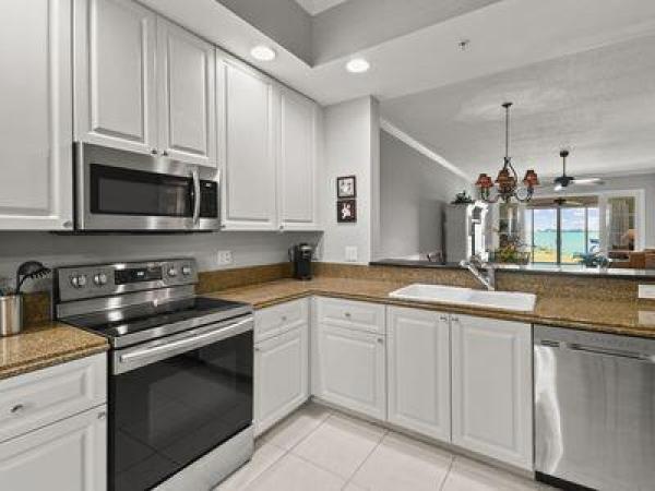 Harbour Isle East, 4 Harbour Isle Dr #106, Fort Pierce, Florida 34949, image 2