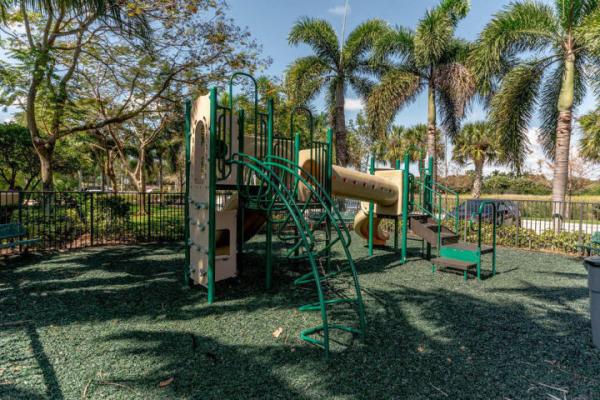Monterey Bay, 261 Lake Monterey Cir, Boynton Beach, Florida 33426, image 2