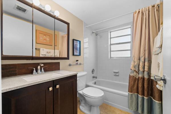 Abbey Village, 10 Willowbrook Ln #108, Delray Beach, Florida 33446, image 2