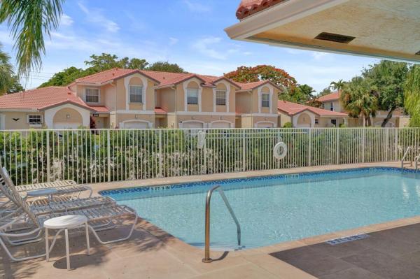 Pelican Pointe, 11646 NW 47th Dr, Coral Springs, Florida 33076, image 3
