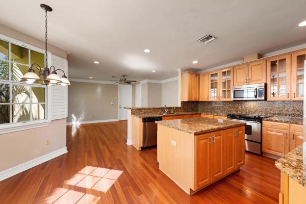 Victoria Skyloft, 804 NE 16th Ave, Fort Lauderdale, Florida 33304, image 1