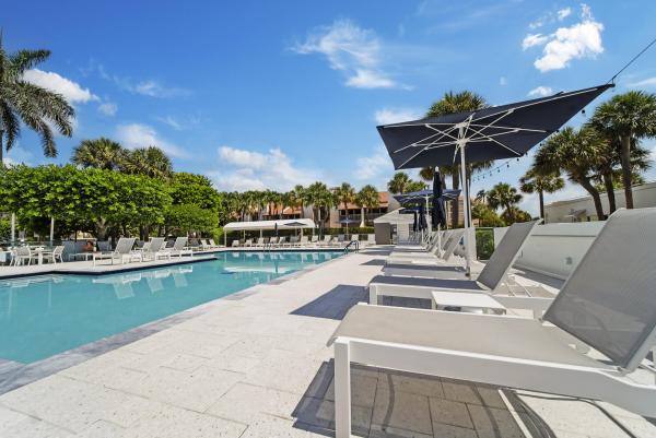 Yacht & Racquet Club Of Boca Raton, 2687 N Ocean Blvd #3030, Boca Raton, Florida 33431, image 1