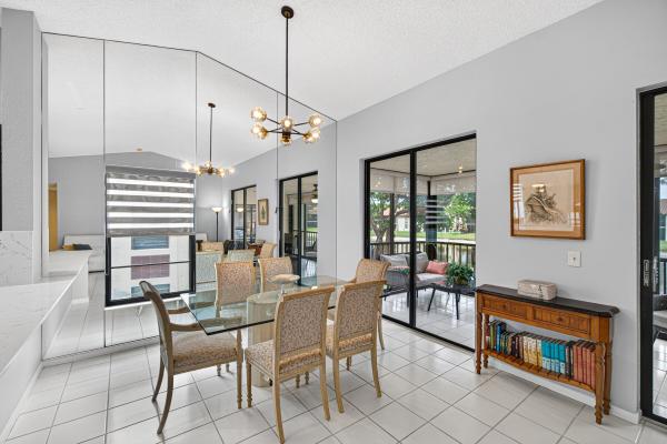 10223 N Circle Lake Dr #201, Boynton Beach, Florida 33437, image 1