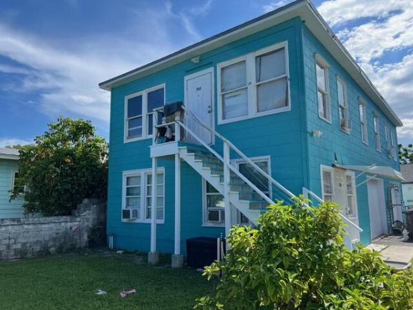 Seminole Heights, 700 Talladega St, West Palm Beach, Florida 33405, image 1