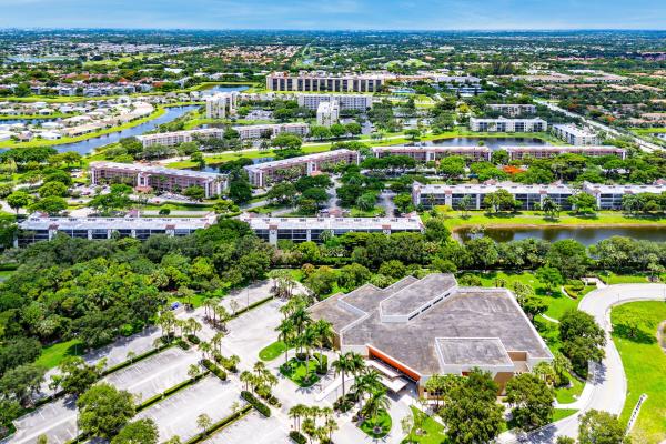 Huntington Lakes 4, 7301 Amberly Ln #402, Delray Beach, Florida 33446, image 3