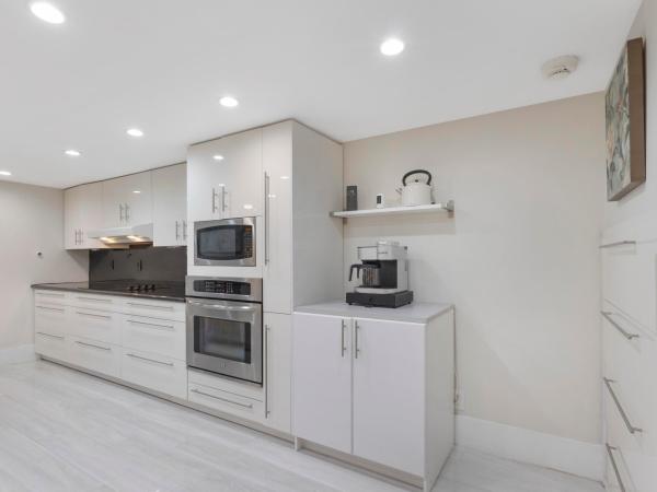 Lavers Resort & Racquet Club, 955 Egret Cir #102, Delray Beach, Florida 33444, image 1