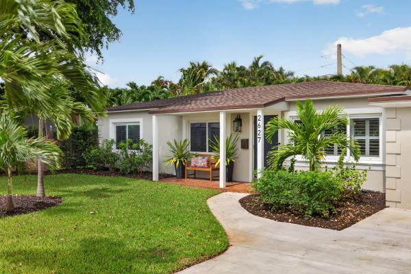 Wilton Manors No HOA, 2627 NE 10th Ave, Wilton Manors, Florida 33334, image 1