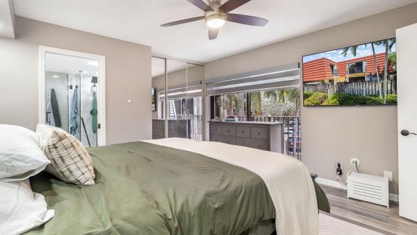 Waterford Courtyards At Jacaranda, 725 NW 99th Cir, Plantation, Florida 33324, image 2
