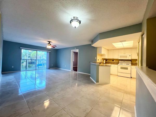 Grand View At Crestwood, 1100 Crestwood Ct S #1103, Royal Palm Beach, Florida 33411, image 2