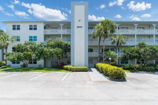 Portofino Village, 3002 Portofino Isle #D1, Coconut Creek, Florida 33066, image 2
