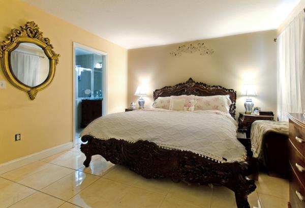 18324 SW 149th Pl, Unincorporated Dade County, Florida 33187, image 2