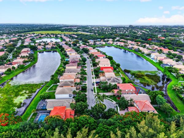 8049 Via Bolzano, Lake Worth, Florida 33467, image 2