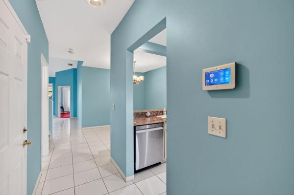 Boynton Oasis, 6374 Park Lake Cir, Boynton Beach, Florida 33437, image 1