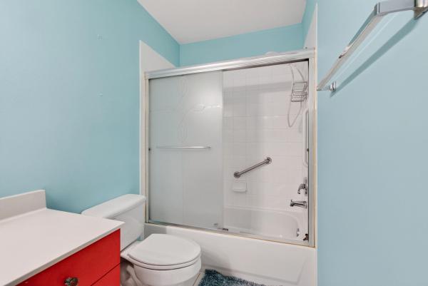 Boynton Oasis, 6374 Park Lake Cir, Boynton Beach, Florida 33437, image 2