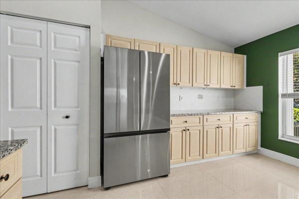 Nautica Sound, 3551 Chesapeake Cir, Boynton Beach, Florida 33436, image 2