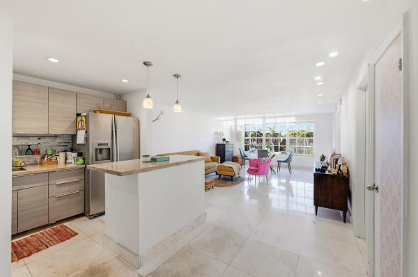 Village At Harbor Beach, 2420 SE 17th St #401c, Fort Lauderdale, Florida 33316, image 2