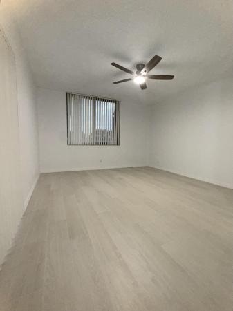Somerset, 3757 Victoria Dr, West Palm Beach, Florida 33406, image 3
