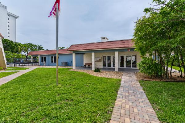 Manor Grove Village, 9 NE 19th Ct #112C, Wilton Manors, Florida 33305, image 2