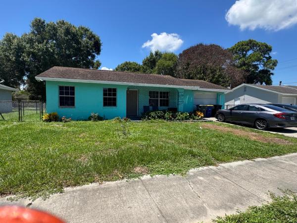 Pinecrest Estates, 3213 Indiana Ct, Fort Pierce, Florida 34947, image 1